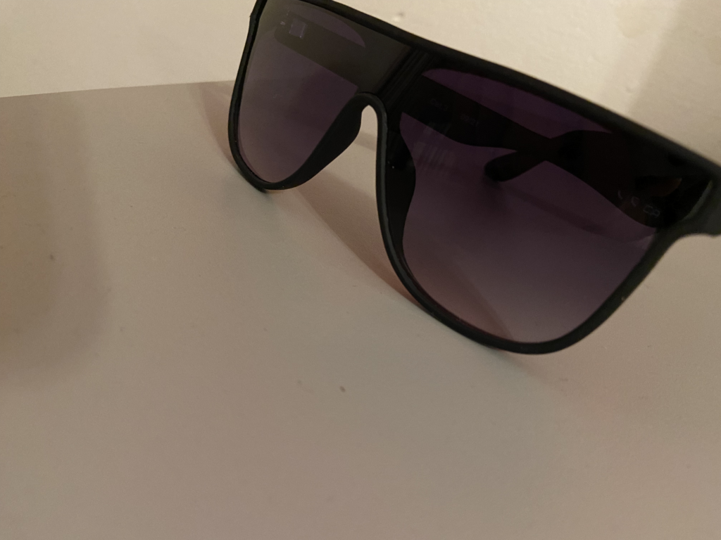 schwarze C&A Sonnenbrille